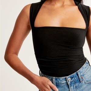 NWOT Ava Top Beige A&F